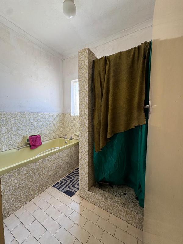 3 Bedroom Property for Sale in Lansdowne Western Cape